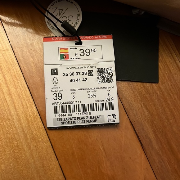 Zara beige flats - Picture 3 of 3